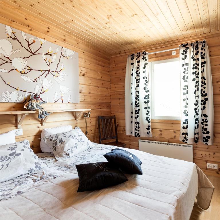 Hotel Napapiirin Jaervilomat Luukonniemi Habitación foto
